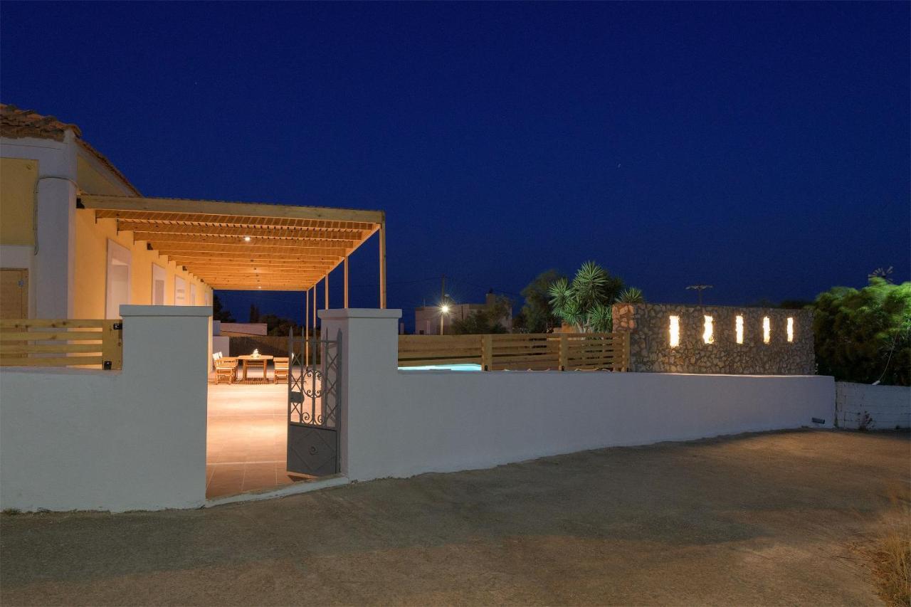 Dorinna Villa *