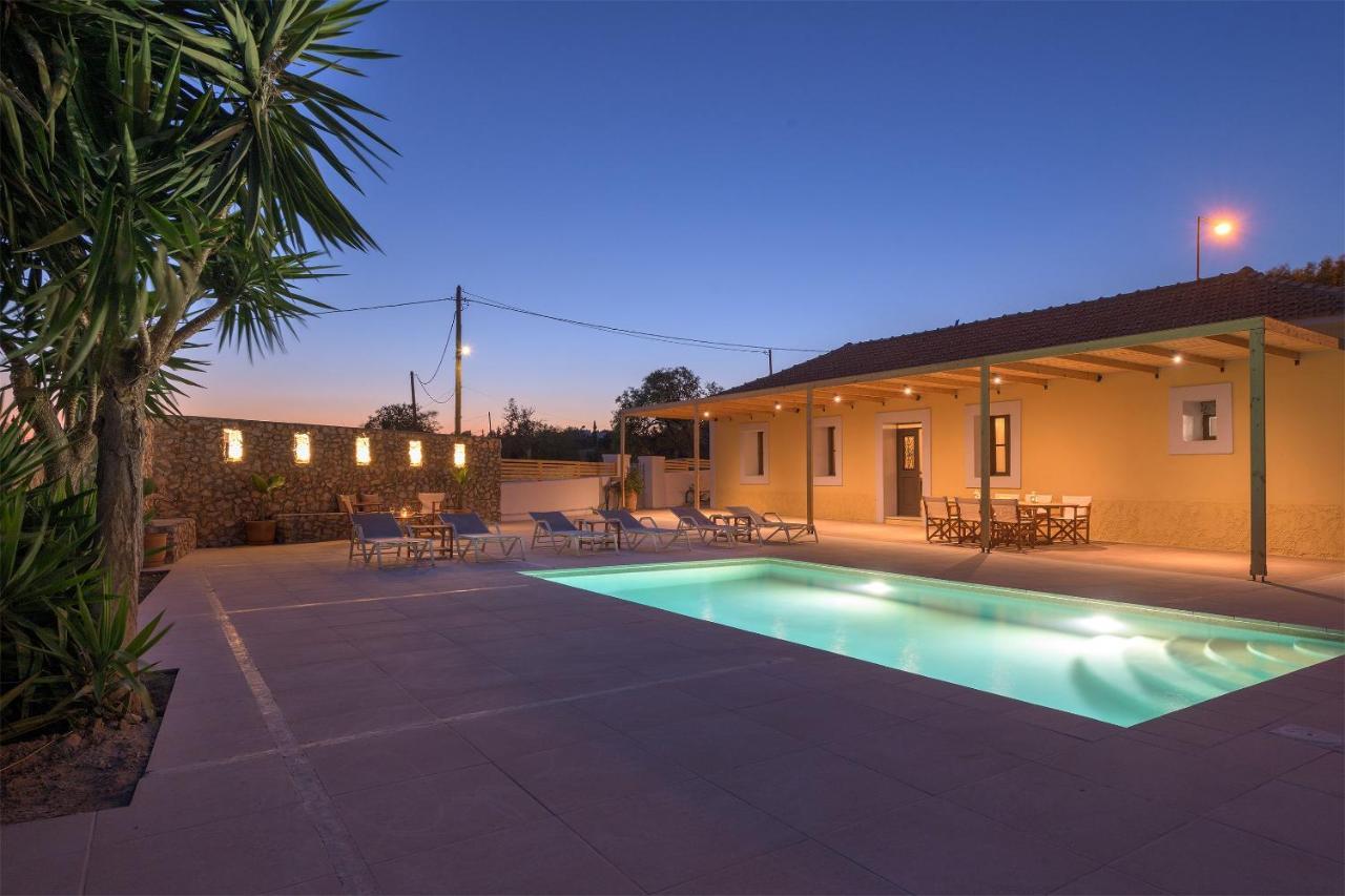 Dorinna Villa Lachaniá